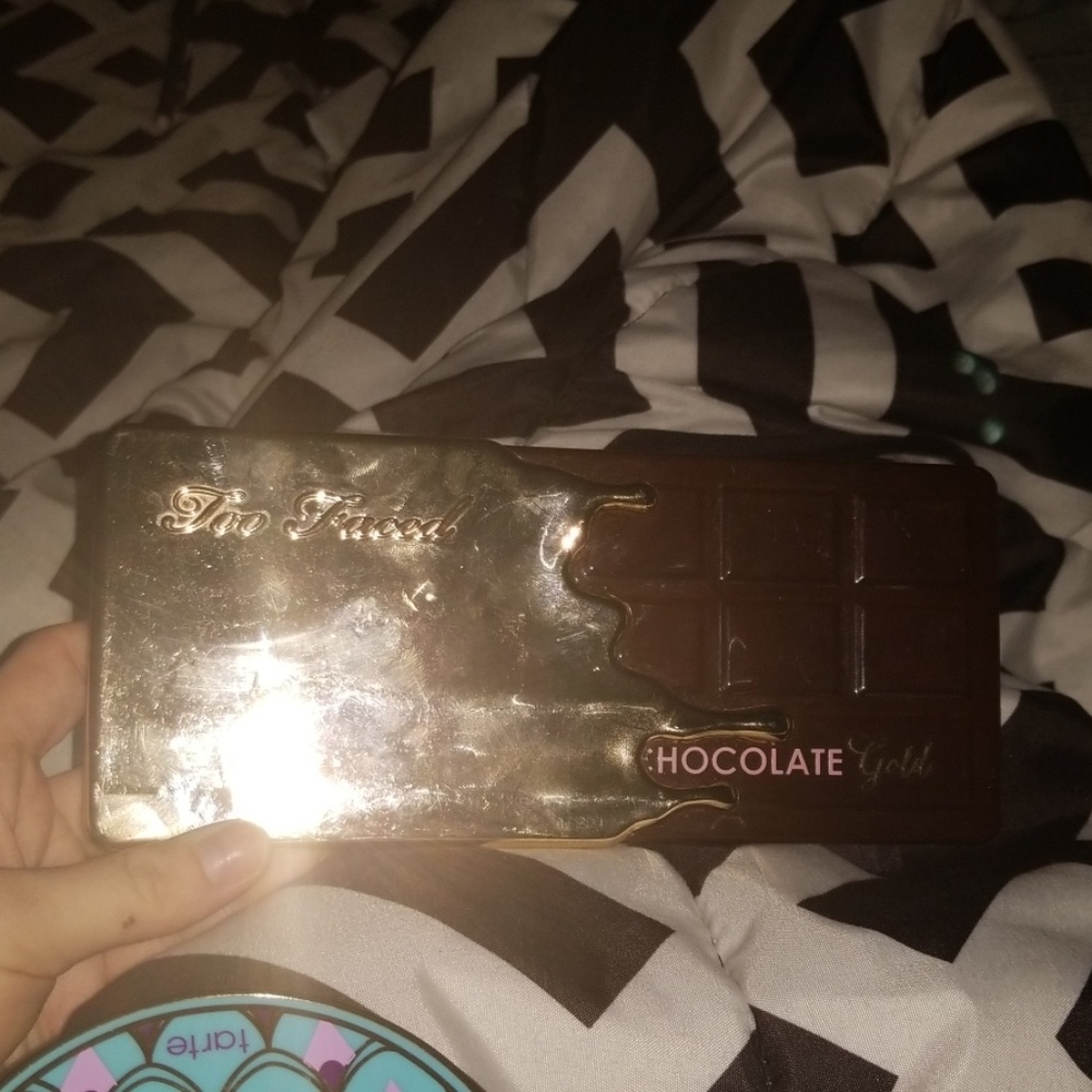Too Faced Chocolate Palette